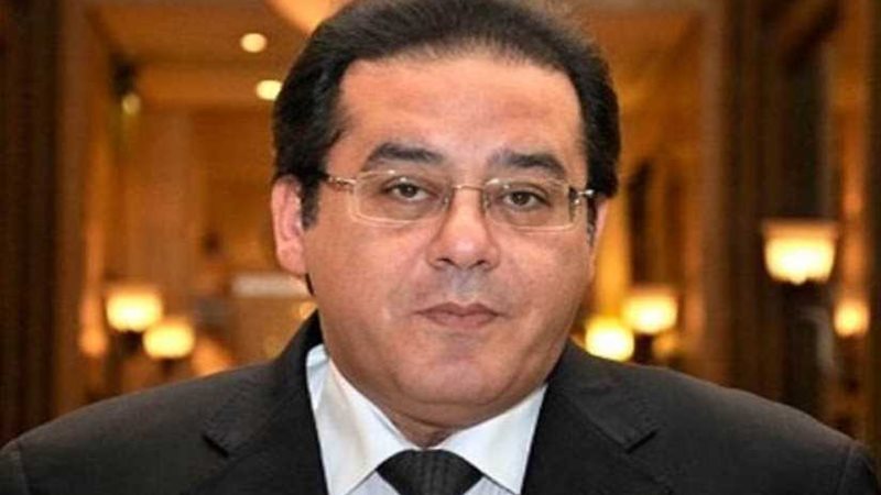 الأزمة المالية تفضح