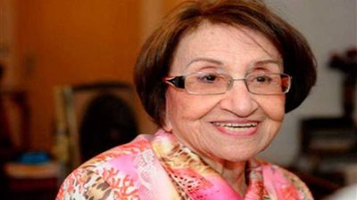 وفاة الإعلامية الكبيرة آمال فهمى بعد صراع مع المرض