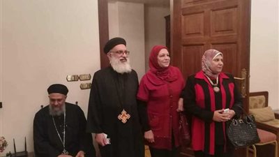 الكاتدرائية المرقسية بالإسكندرية تستقبل المهنئين