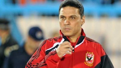 البدري يعلن قائمة الأهلي لمواجهة سموحة بالدوري