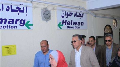 وزير النقل يتابع جداول التشغيل في محطات مترو الأنفاق