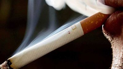 سيجارة تحرق مسنًا وتودي بحياته بالمنيا