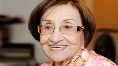 تشييع جنازة الإذاعية الكبيرة 