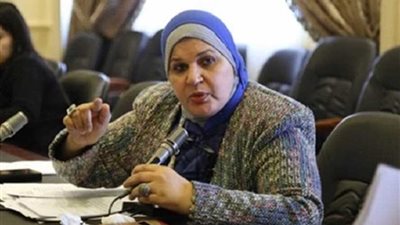 مايسة عطوة بـ