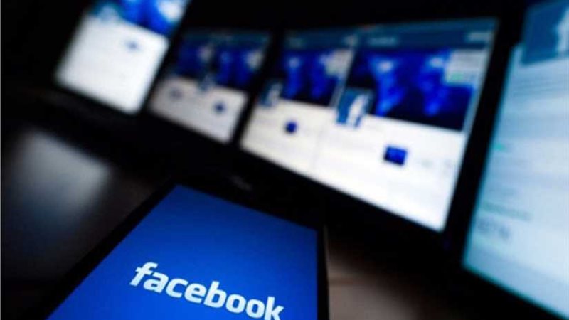 فيسبوك مهددة بغرامة