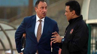 البدري يطمئن الخطيب على أحوال الأهلي ويعده بالكأس