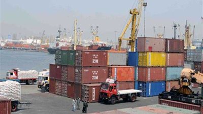 جمارك سفاجا تحبط 12 محاولة تهرب جمركي