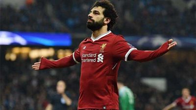 ليفربول يحتفل بالتأهل ويشيد بالملك المصري
