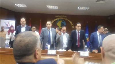 مشادات بجلسة 