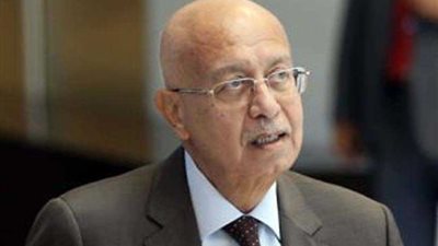 رئيس الوزراء يوجه بحل مشاكل المستثمرين