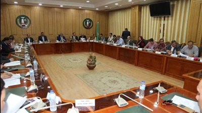 5 قرارات حصيلة اجتماع المنوفية برجال الأعمال