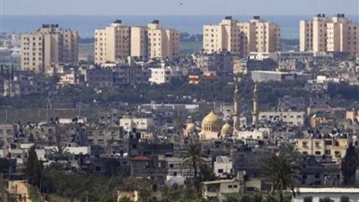 مركز إسرائيلي : إسرائيل تتعمد الفصل بين قطاع غزة والضفة الغربية