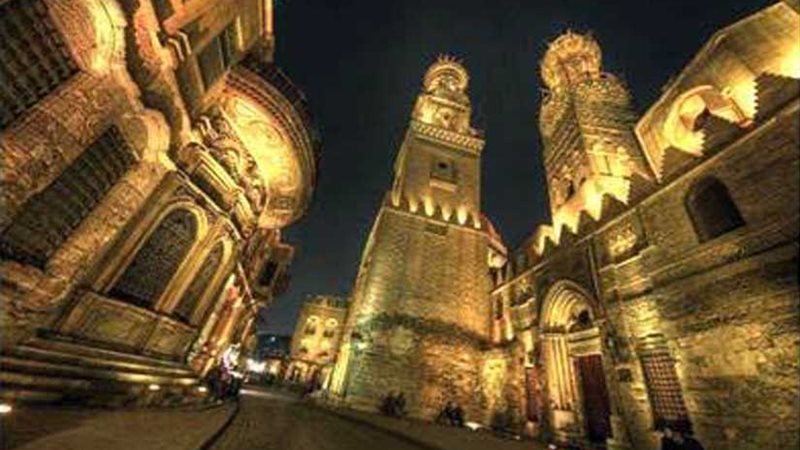 متحف النسيج ينظم