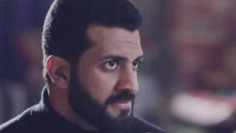 كريم سرور يشعل التواصل