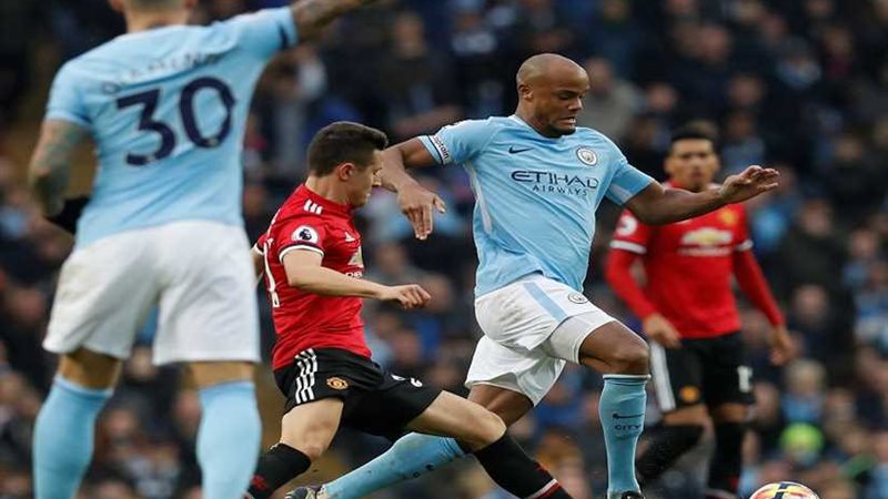 يخسر زوجته في رهان