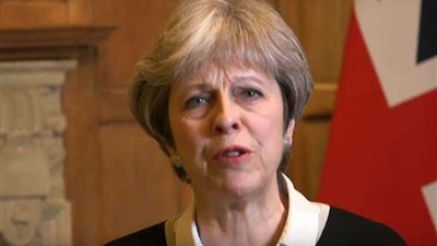 تيريزا ماي: قواتنا تشارك بضرب سوريا لحماية المدنيين من الأسلحة الكيميائية (فيديو)