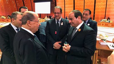 المتحدث الرئاسي: الرئيس السيسي يؤكد على عون بضرورة التكاتف لمواجهة المخاطر