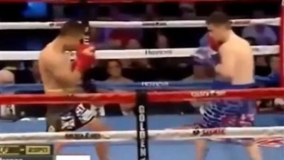 بالفيديو.. ملاكم مكسيكي يحطم جدار ترامب