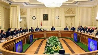 6 رسائل من رئيس الوزراء للعمال