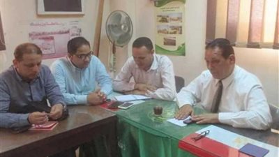 أهالٍ بقرية شاوة يشكون توقف عيادتي الأسنان والنساء