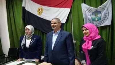 قومى المرأة وأصول الدين إيد واحدة