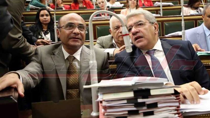 وزير المالية للنواب: