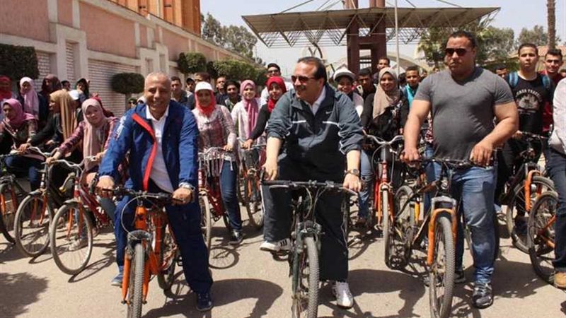 رئيس جامعة طنطا يشارك