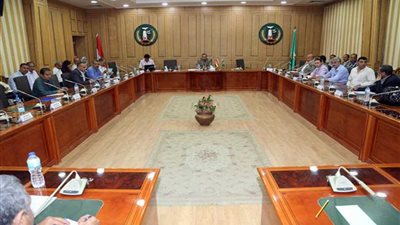 المنوفية تحاصر المتعدين على الأراضي