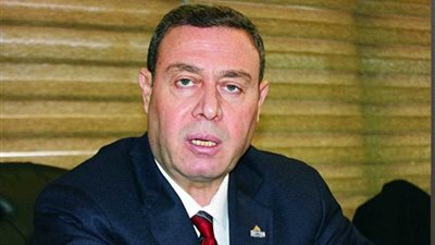 سفير فلسطين يكشف عدد الأسرى لدى إسرائيل