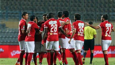 الأهلي يواصل ضرب الأرقام القياسية