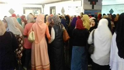 إضراب ممرضات المستشفى التعليمي بطنطا