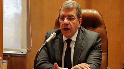 الجارحي: 2 مليار دولار من 