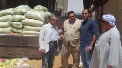 بشاير محصول القمح بأسيوط.. توريد 1168 طن قمح للشون والصوامع