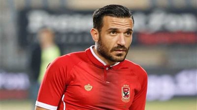 طبيب الأهلي يكشف موعد عودة معلول للتدريبات
