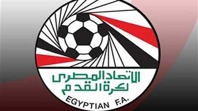 خبير قانوني يطالب اتحاد الكرة بلجنة للفصل في قرارات الحكام الخاطئة