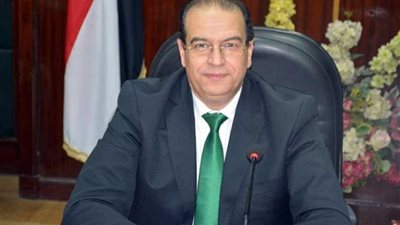 تطهير 500 متر ببحيرة المنزلة من التعديات