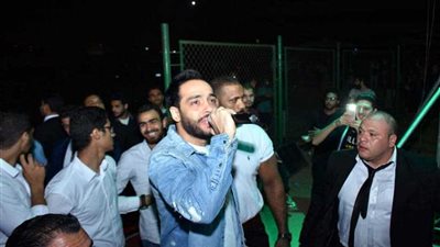 بالصور...رامي جمال يشعل ثاني فقرات حفل الجامعة الروسية بالقاهرة