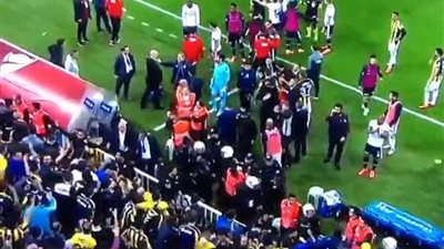 إلغاء مباراة في كأس تركيا بسبب شغب الجماهير