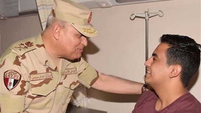 وزير الدفاع: العمليات الإرهابية الخسيسة لن تثني الأبطال عن أداء واجباتهم