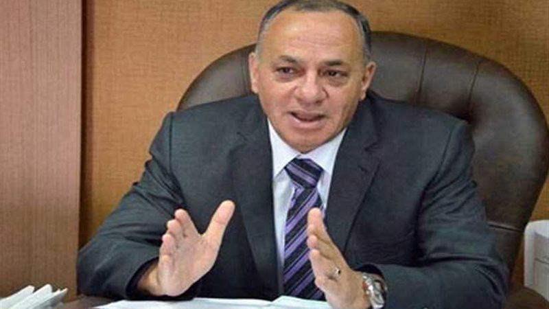 سرقة 20 بابًا بمقابر