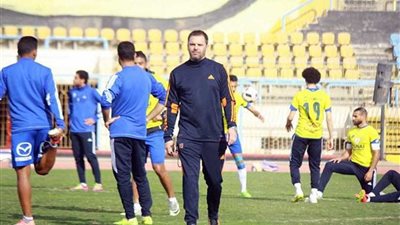 كمارا ونجيب وأبو زيد على رأس قائمة الإسماعيلي استعدادًا لمواجهة الرجاء بالدوري