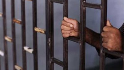 القبض على موظفين بمنيا القمح استغلا وظيفتهما في الإضرار بالمال العام