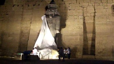 إزاحة الستار عن تمثال رمسيس الثاني الجديد بمعبد الأقصر