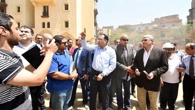 وزير الإسكان في 