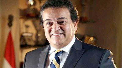 وزير التعليم العالي يهنئ الشعب المصري بذكرى تحرير سيناء