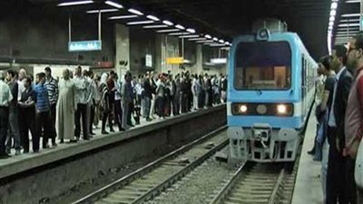 ارتباك في خط حلوان-المرج.. وازدحام بالمحطات بسبب فصل الشبكة الكهربائية