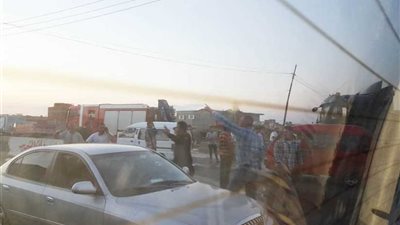 مصرع 4 أشخاص إثر اشتعال سيارة بالطريق الزراعي بالبحيرة