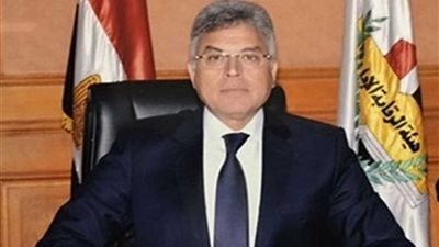 رئيس الرقابة الإدارية يعاين أضرار السيول في القاهرة الجديدة