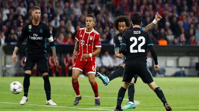 بايرن ميونخ يسقط