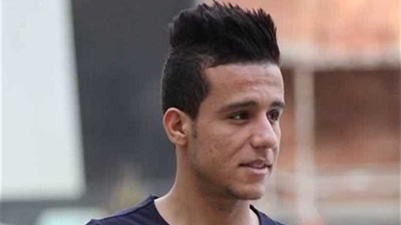 مصطفى فتحي في معسكر